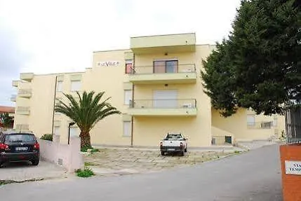 Ξενοδοχείο με διαμερίσματα Le Maree Λα Μανταλένα