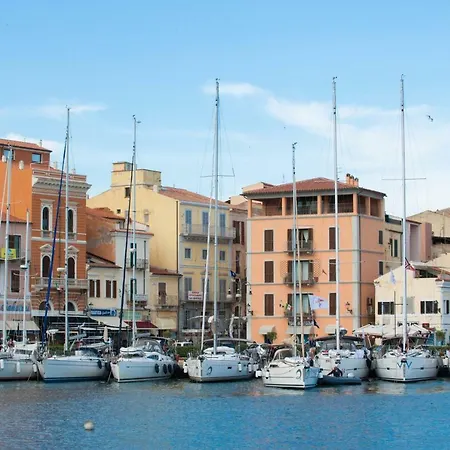 Aparthotel Residenze Le Vele&le Maree 3*